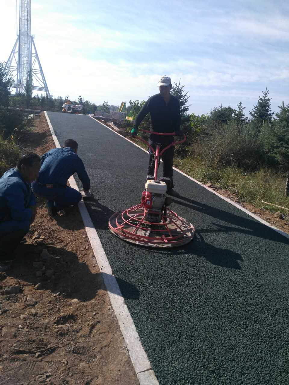 烏蘭察卓資生態(tài)山透水混凝土